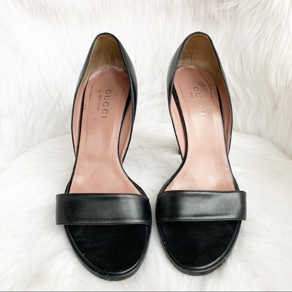 *SOLD* Authentic Gucci sandals/shoes - Picture 2 of 7